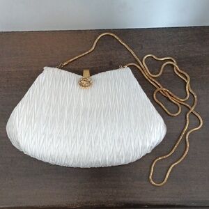 Vintage Goldco White Textured Purse Evening Bag Clutch 🍀